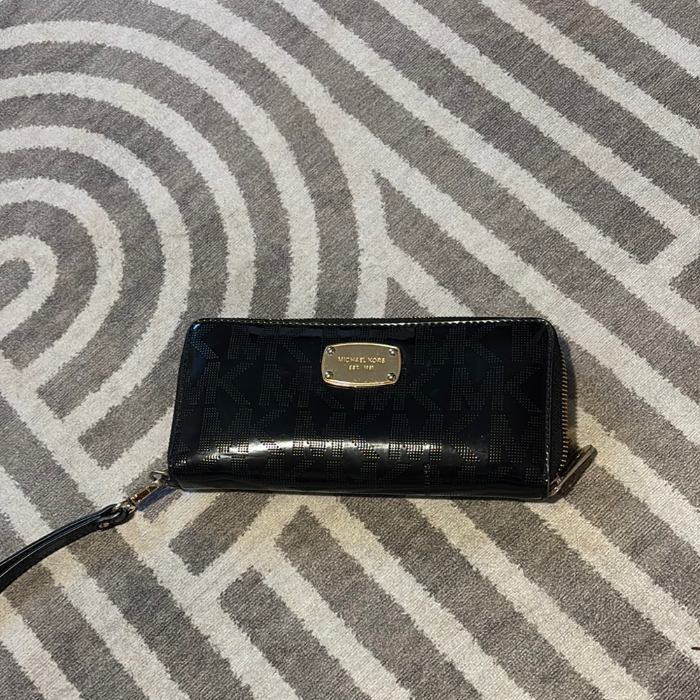 Michael Kors Black Wristlet Wallet